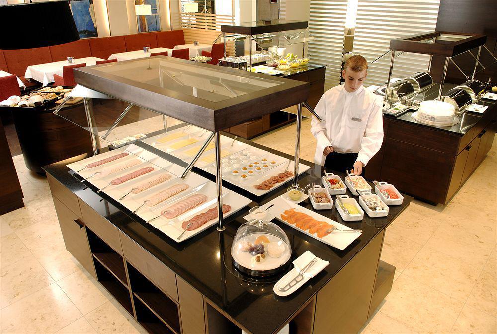 Nh Collection Nuernberg City Restaurant bilde